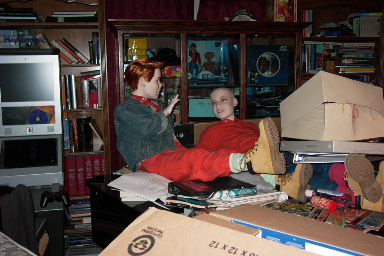 Así se encontraron algunos de los maniquíes dentro de Neverland