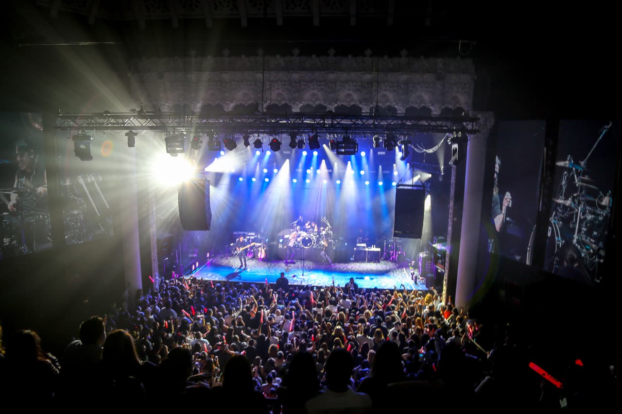 La banda de rock Maná recibió este 10 de febrero su estrella en el Paseo de la Fama de Hollywood y para celebrar, ofreció un concierto privado solo para los radio escuchas de K-Love 107.5 FM