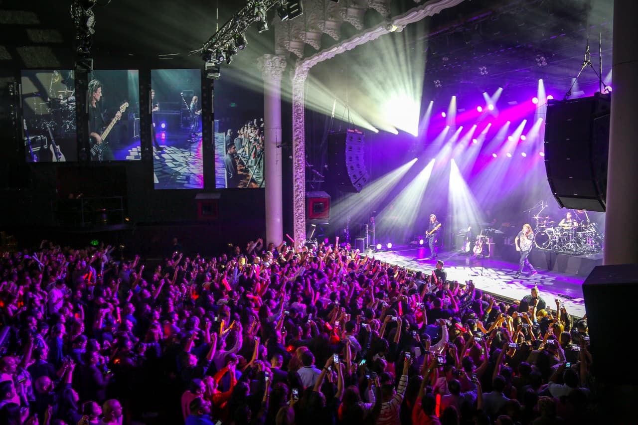 La banda de rock Maná recibió este 10 de febrero su estrella en el Paseo de la Fama de Hollywood y para celebrar, ofreció un concierto privado solo para los radio escuchas de K-Love 107.5 FM