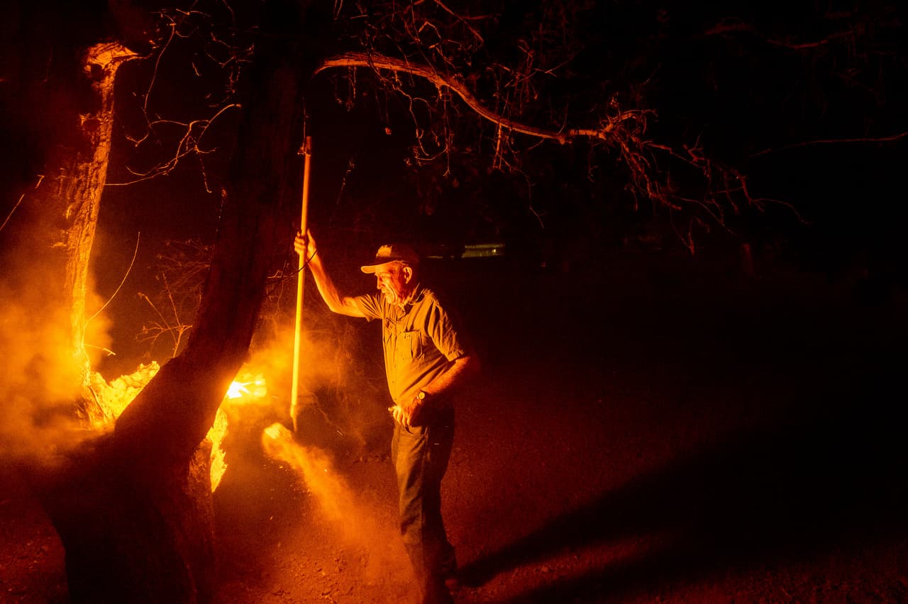 Bill Nichols ha vivido en su casa de Vacaville por más de 77 años. Junto con su propiedad, otras 30,500 estructuras en cuatro condados del norte del Área de la Bahía están amenazadas por las llamas.