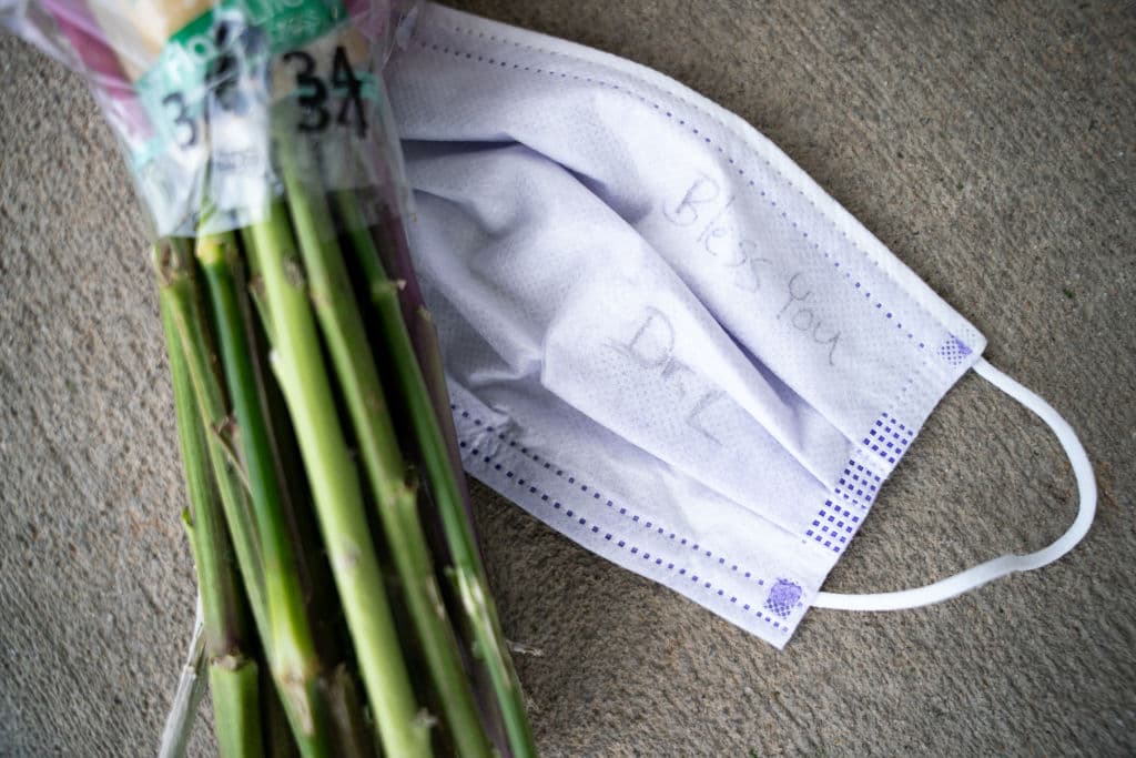 El sospechoso fue hallado muerto en una casa cercana por un disparo autoinfligido. No se han dado a conocer sus motivos.