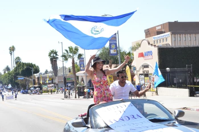 Desde hace 34 años se celebran desfiles por la Independencia de Centroamérica en Los Ángeles.