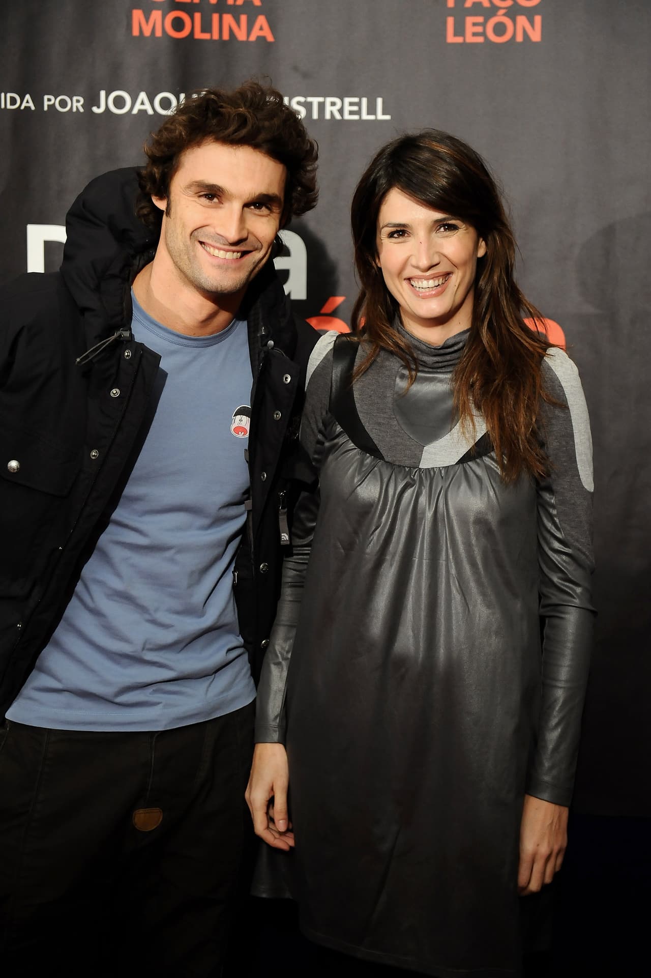 Al principio de su relación Ana Brenda e Iván guardaron silencio y fueron muy discretos, ya que el español aún estaba casado con Elia Galera con quien mantuvo una relación durante 11 años.