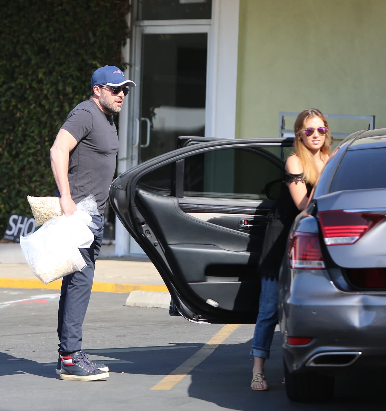 No obstante, Affleck ha negado tener un amorío con ella.