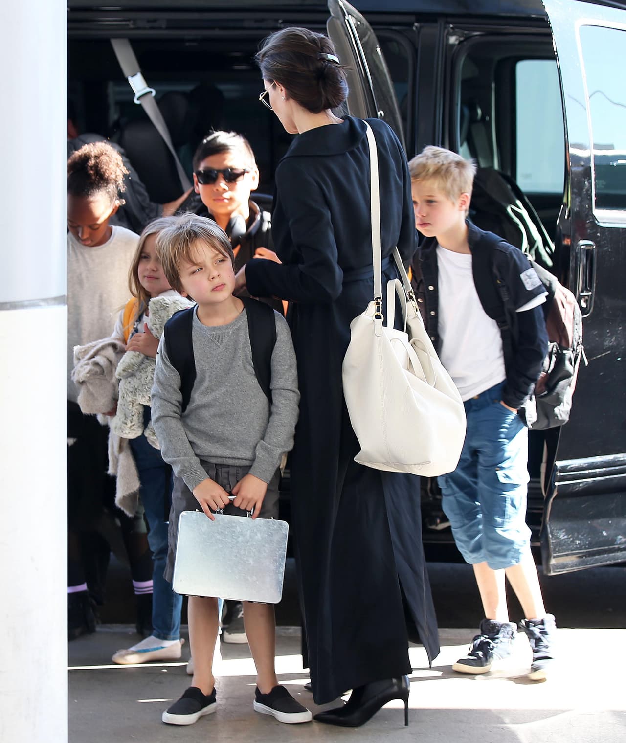 Difícil labor, coordinar que nadie esté dejando nada detrás.