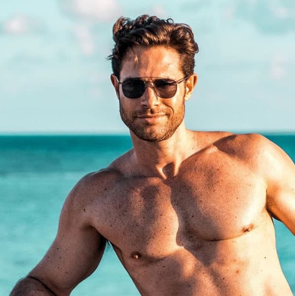 El argentino aprovechó que las grabaciones de 'Papá a toda madre' están pausadas por las festividades decembrinas, para disfrutar la Navidad en este paradisiaco lugar: "Un gran futuro no requiere un gran pasado, sólo estar presente en el ahora y ser consciente de lo que estás creando. Muchas Bendiciones Feliz Navidad", escribió en Instagram.