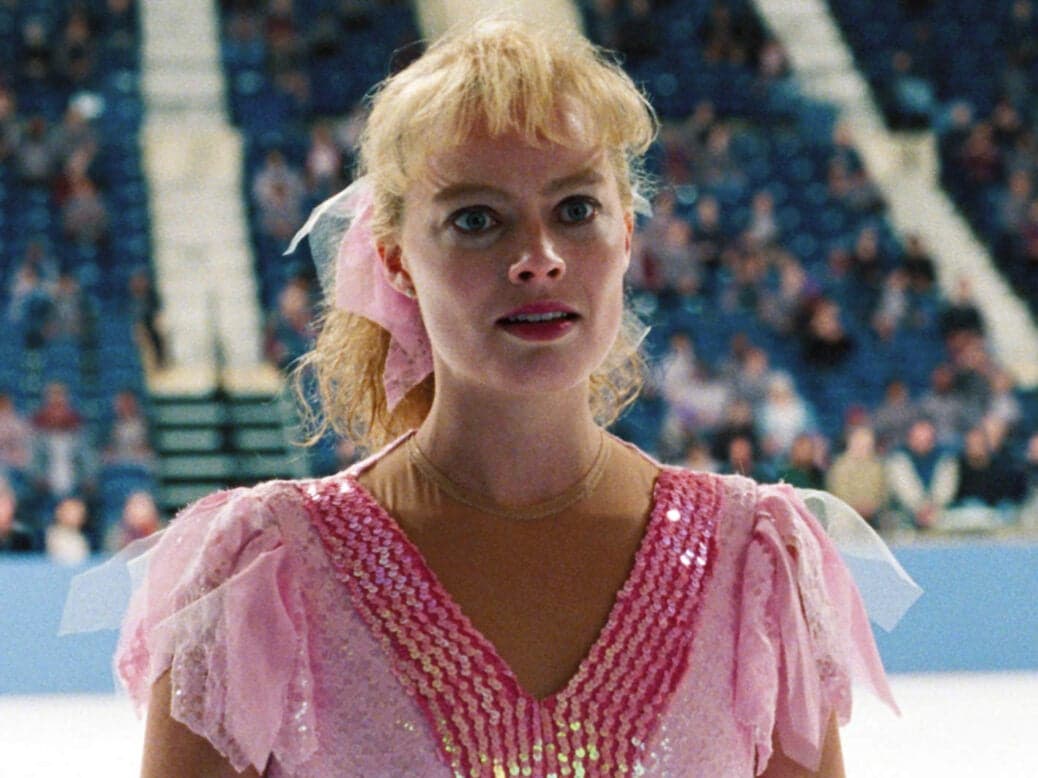 <b>Margot Robbie</b>
<br>En 2017 Robbie tuvo el reto actoral de interpretar a la expatinadora americana más famosa de la historia: Tonya Harding