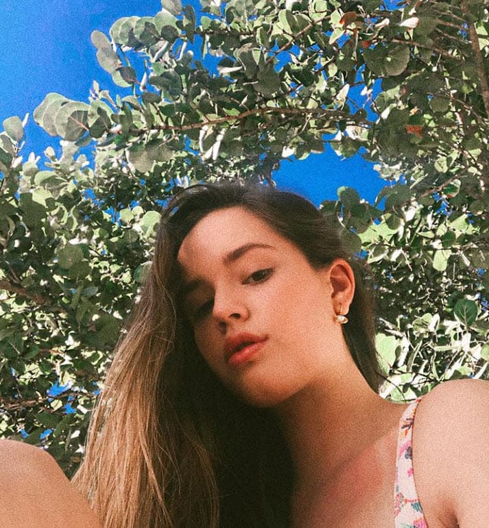 Sobre su paso por 'Cuidado con el ángel', la actriz contó a People en Español que fue 
<b>"una etapa muy bonita"</b> de la que aprendió mucho a sus 8 años. 
<br>