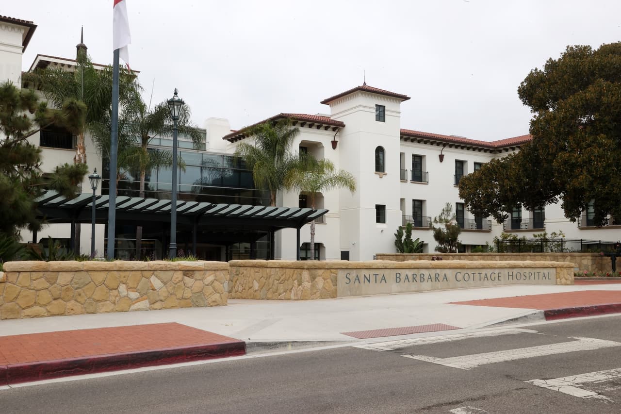 Las camas no las envidiaría ningún hotel, pues cada una 
<b>tiene muchas almohadas</b> para ayudar a que las futuras madres se sientan cómodas. 
<br>