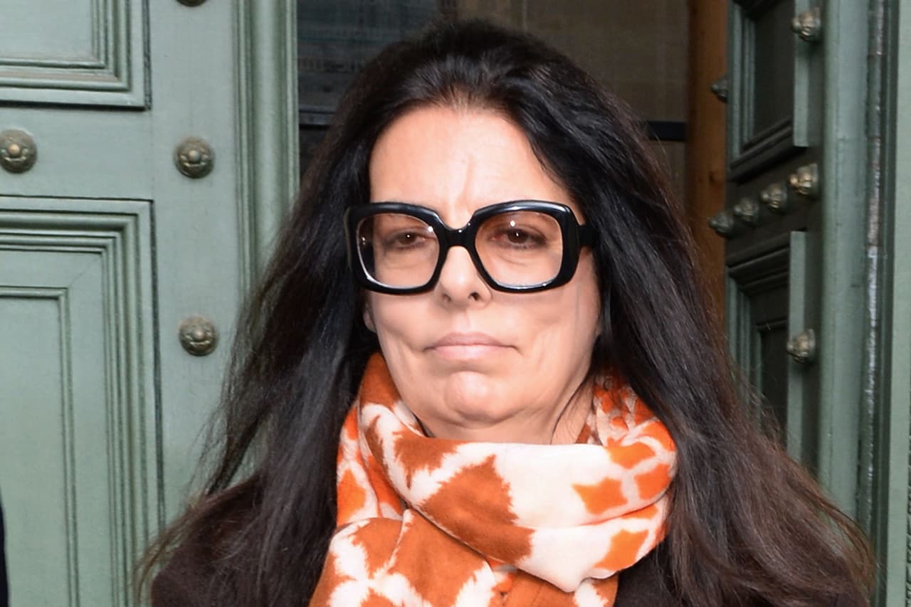 <b>Francoise Bettencourt Meyers</b>, francesa. Es la heredera de la compañía de cosméticos L’Oreal. Su patrimonio neto total es de 66,700 millones de dólares.