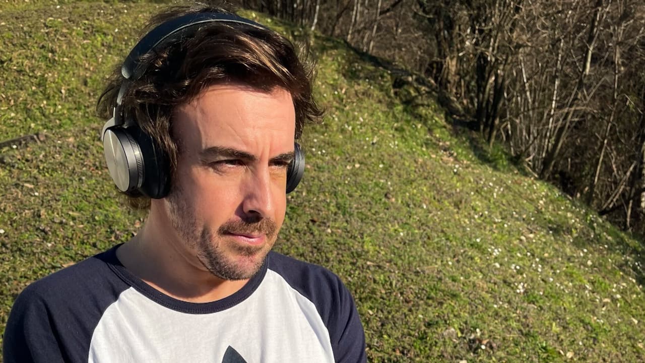 Así luce Fernando Alonso tras ser operado por accidente en bici