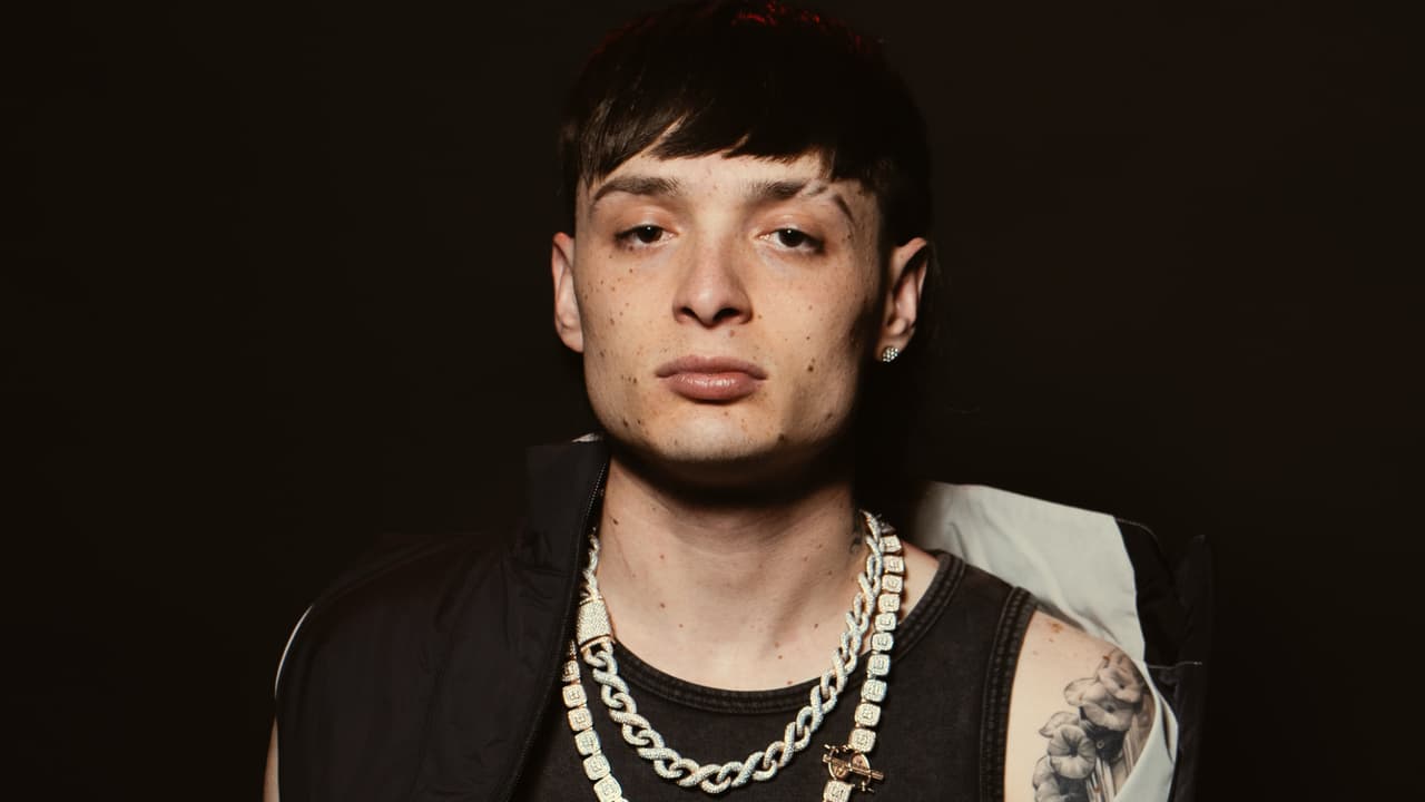 Peso Pluma actuará en la edición 24 del Latin GRAMMY