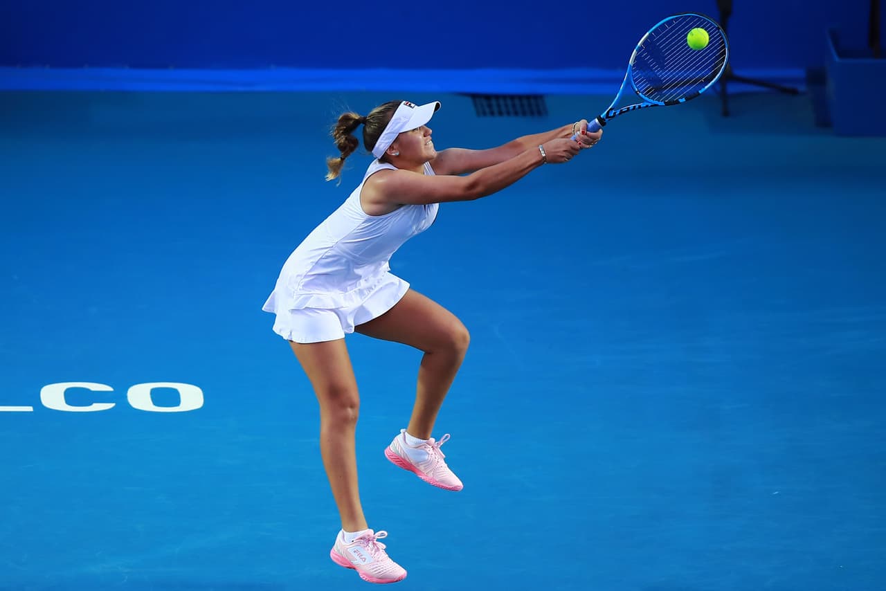 Mientras tanto, la estadounidense Sofia Kenin sacó provecho de esa situación para apoderarse del primer set al son de 6-2 en apenas 30 minutos.