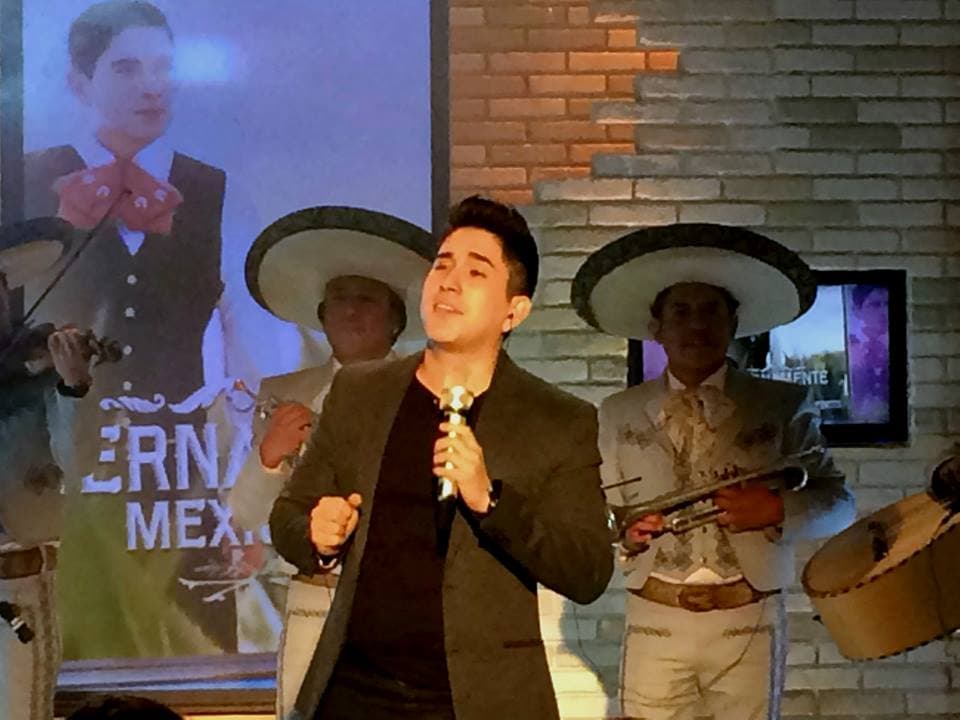 En la música de HOY, nos acompaña El Bebeto.