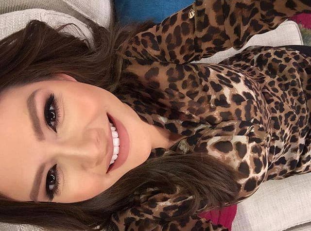 Ana Patricia: "¡¡Buenos días!!". (Enero 7, 2016)