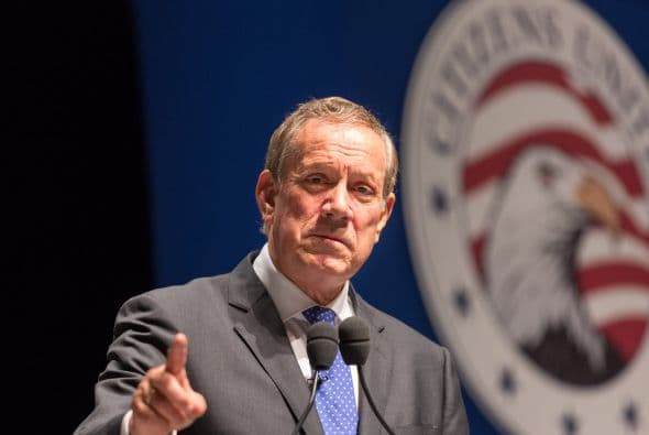 El exgobernador de NY anunció su aspiración por la nominación republicana