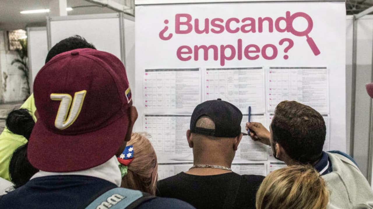 Se aproximan varios cambios para quienes reciben beneficios por desempleo en California, ¿de qué tratan?