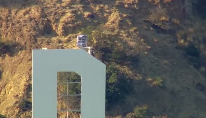 Conocido bromista sube a lo más alto del letrero de Hollywood y termina arrestado