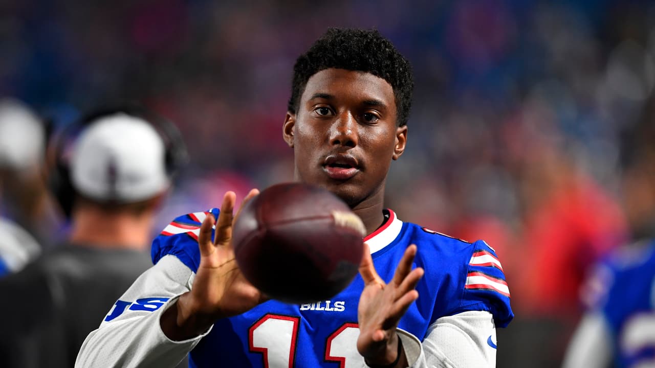 Receptor de Raiders cuenta una historia que vence al racismo