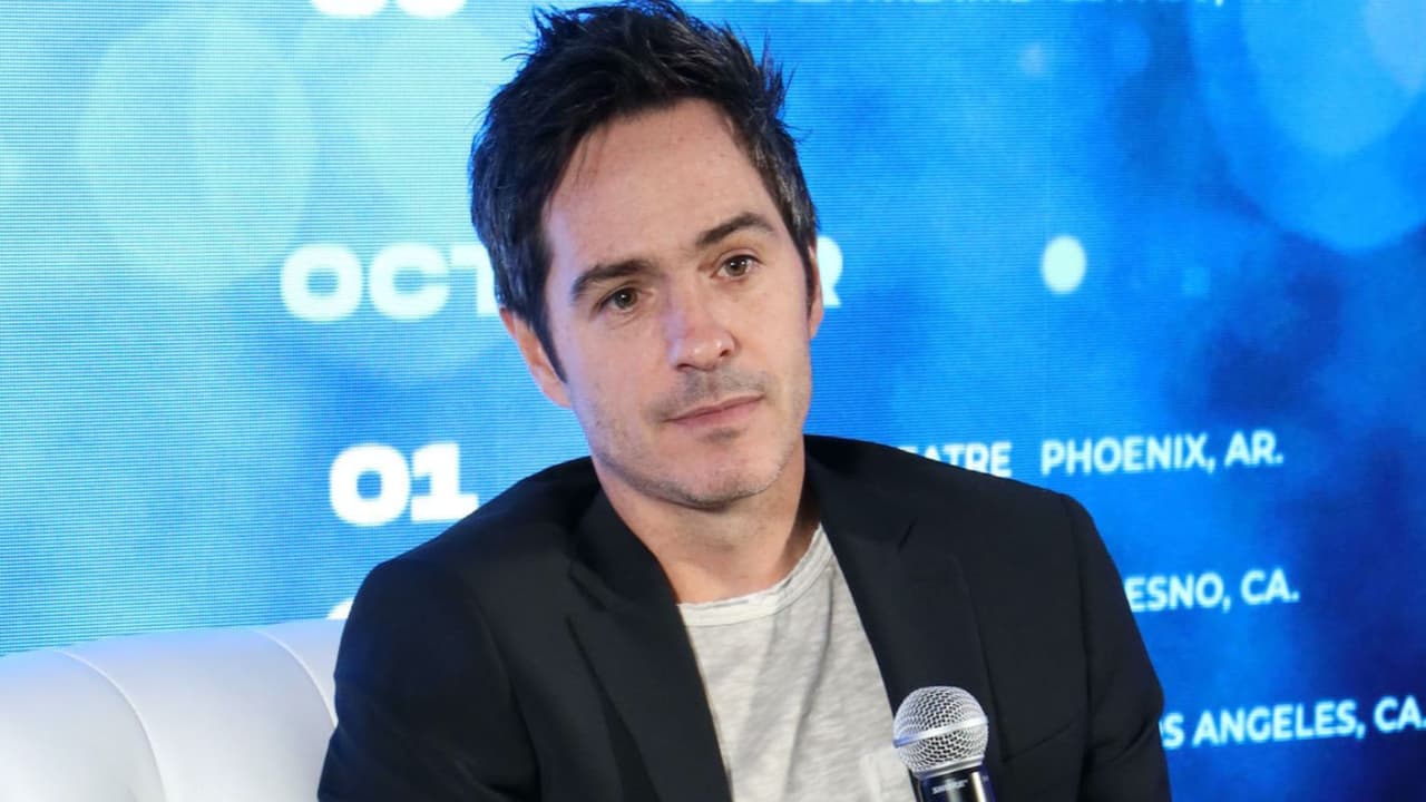 Mauricio Ochmann no se queda callado ante quienes lo critican por lanzarse como cantante