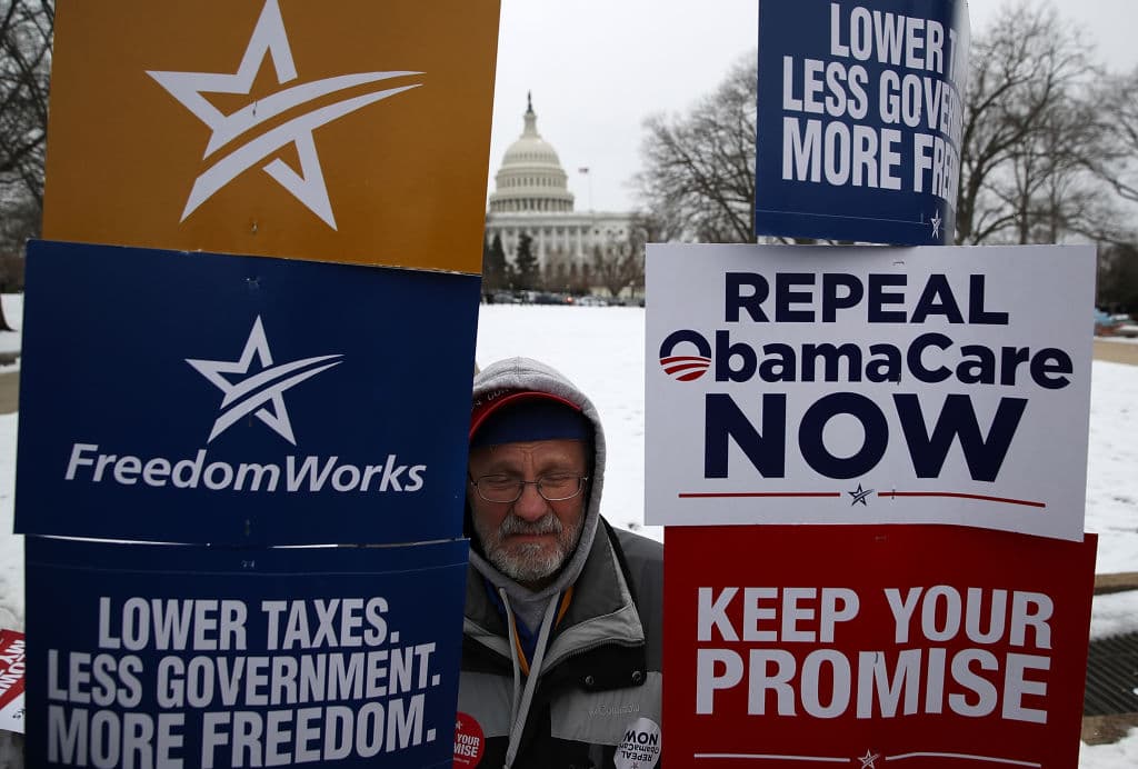 La política no debería detener la reforma de salud