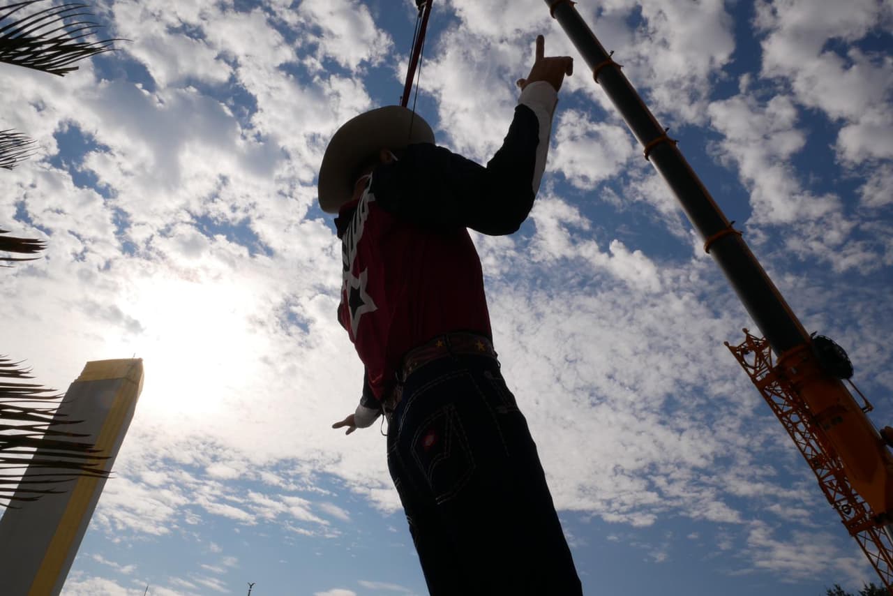 Para obtener una lista completa de los protocolos de salud y seguridad para este evento, 
<b>visite BigTex.com/DriveThru. </b>
