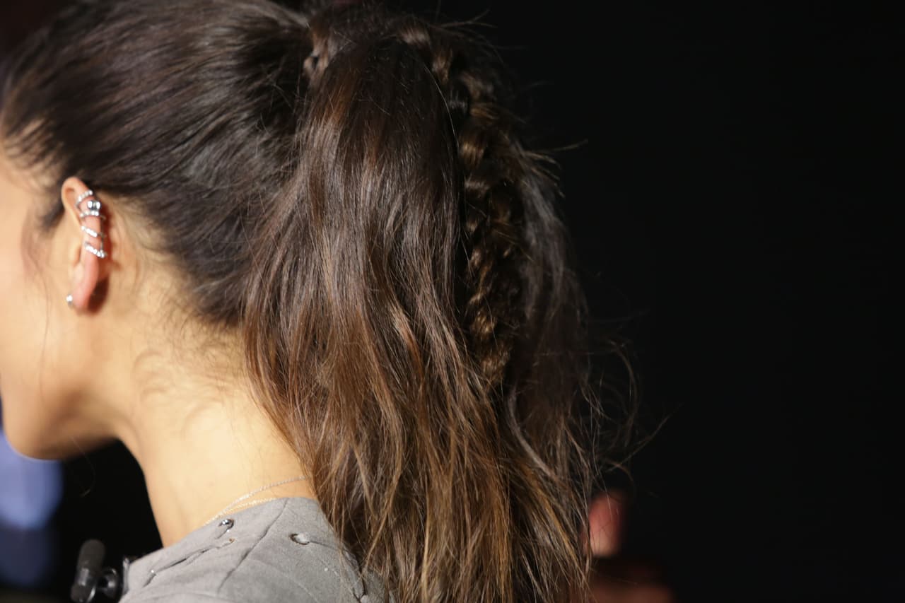 Una vez más Alejandra Espinoza agradeció a través de las redes sociales a su stylist Claudia Torres por coordinar cada detalle de su look. ¿Qué les parece el estilo de nuestro conductora esta temporada?