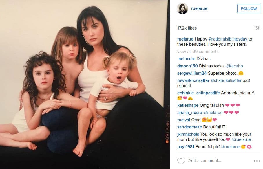 Rummer WIllis compartió esta hermosa foto junto a sus hermanas y su mamá Demi