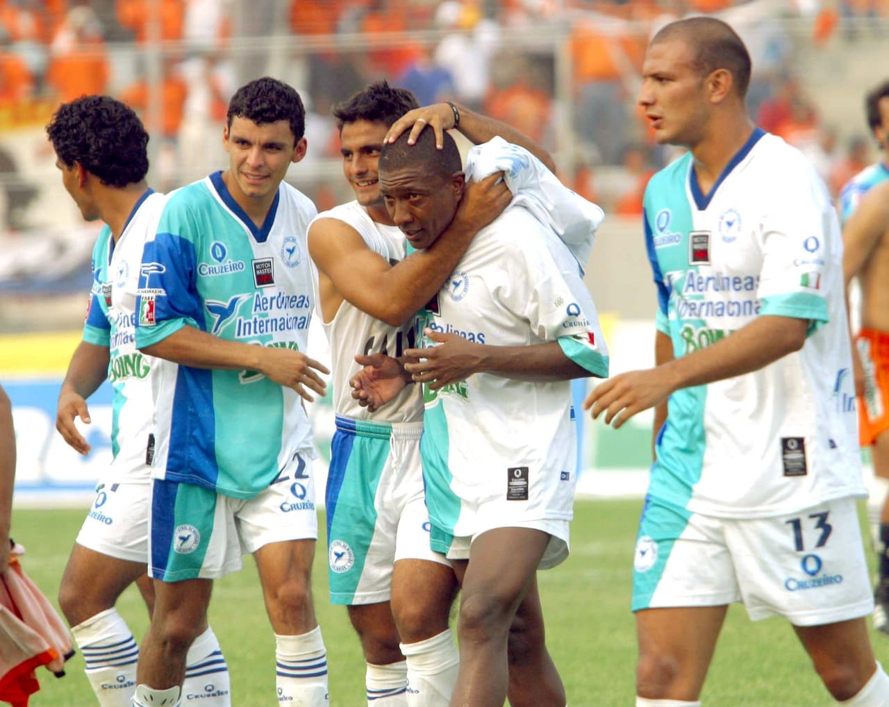 Con el equipo peleando por no descender, el dueño se llevó al Celaya a Xochitepec, Morelos, y les cambió de nombre por 'Colibríes'. Perdieron la categoría ante Jaguares de Chiapas.