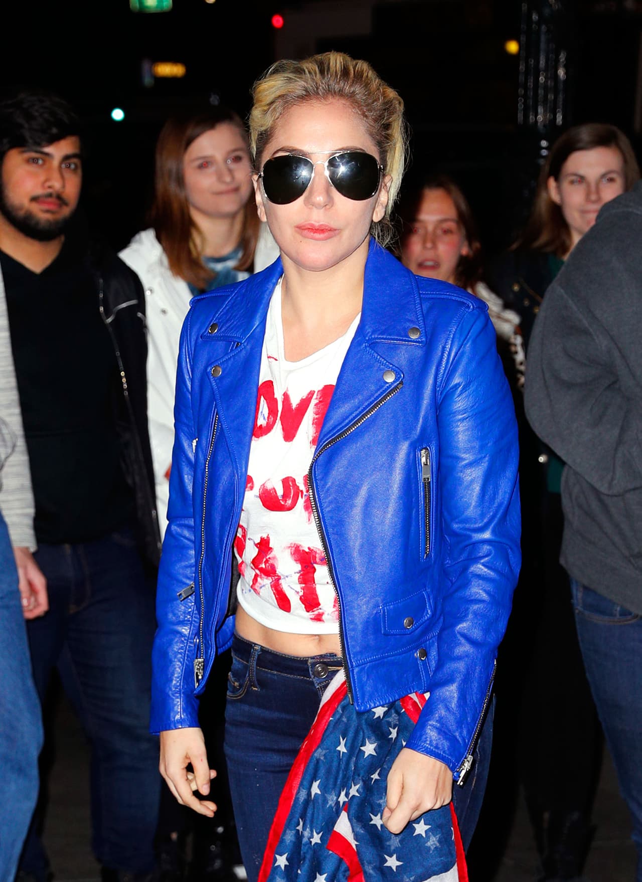 Gaga fue a protestar a las afueras del Trump Tower en NY.