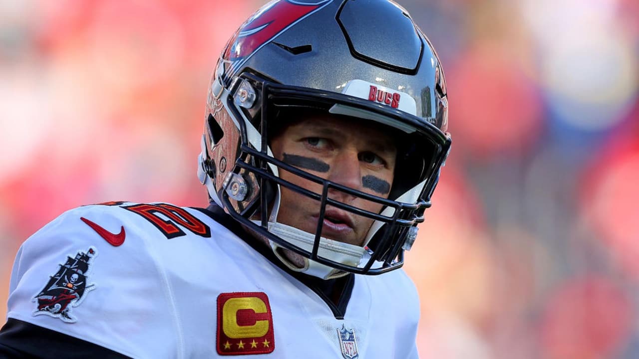 Tom Brady se retira del fútbol americano tras más de dos décadas de carrera y varios títulos del Super Bowl