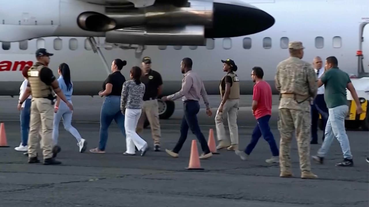 300 deportados de EEUU y una migración en reversa: 3 claves para entender las deportaciones hacia y desde Panamá