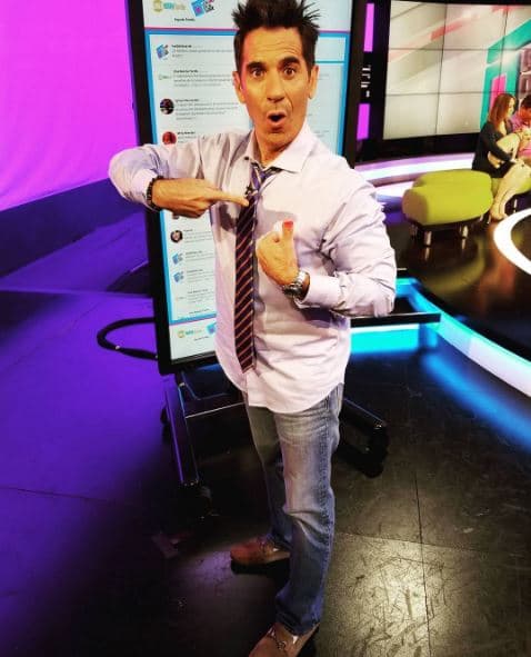 Ya son muchas las fotos que se han compartido en Facebook. Instagram y Twitter sobre el reto que apoya la lucha contra el cáncer de seno.