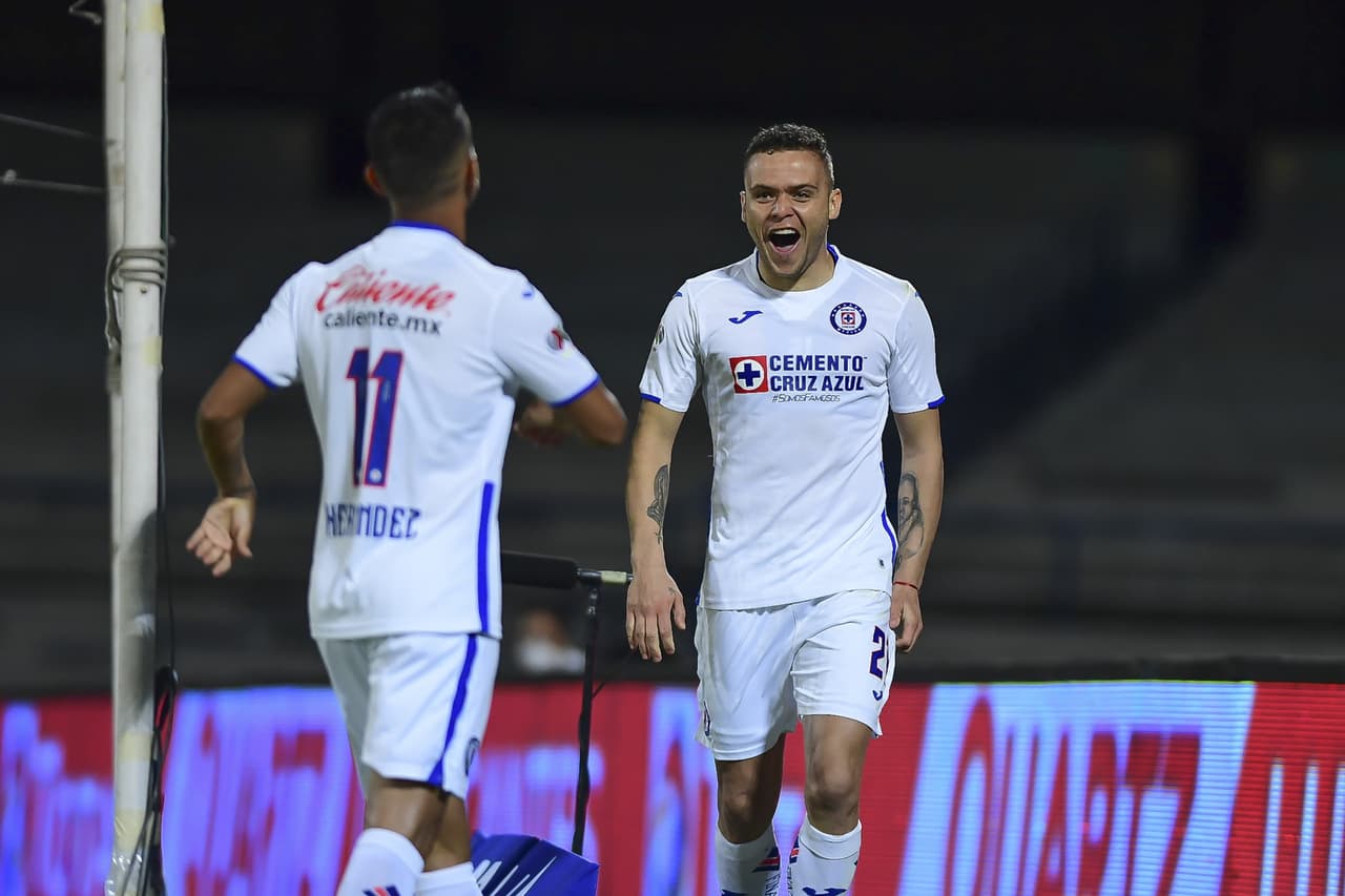 Desbordó por la banda izquierda y con un zurdazo clavó el balón a la esquina superior derecha; el arquero azulcrema no tenía posibilidad de atajar el disparo.