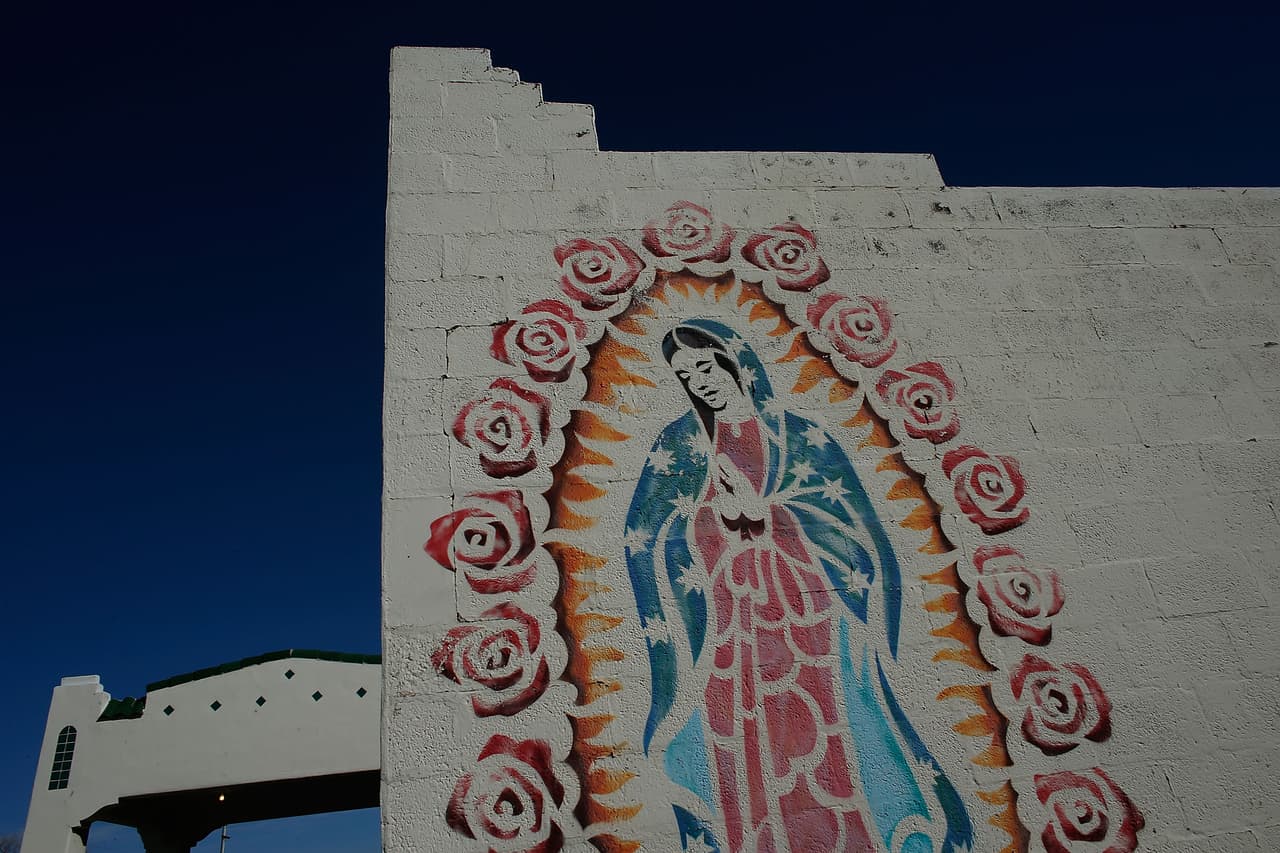 Curiosamente, el famoso actor James Dean fue alguien que se obsesionó con verlas, ya que durante la filmación de la cinta 'Giant' cerca de ahí en Texas, le dieron binoculares y telescopios para que pudiera atrapar algunas.