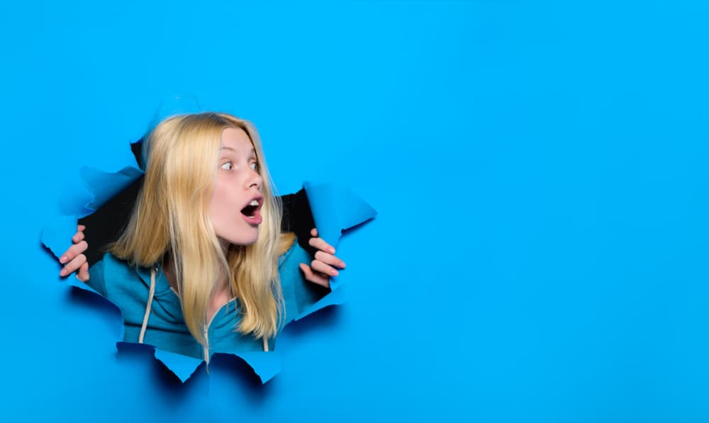 <b>GÉMINIS</b>
<br>Tú adoras los cambios, como signo de aire, vas a donde te lleve la brisa, feliz de enfrentarte y encontrarte ante algo distinto, diferente, que te sorprenda, que te brinde nuevos conocimientos, amistades, intereses. Saben que no vale la pena preocuparse cuando algo cambia porque de eso se trata la vida.