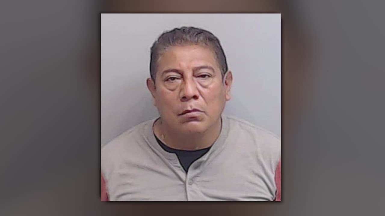  Arrestan a hombre acusado de poseer y distribuir pornografía infantil