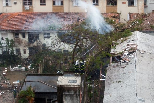 El candidato presidencial brasileño Eduardo Campos murió en un accidente aéreo en la ciudad de Santos.