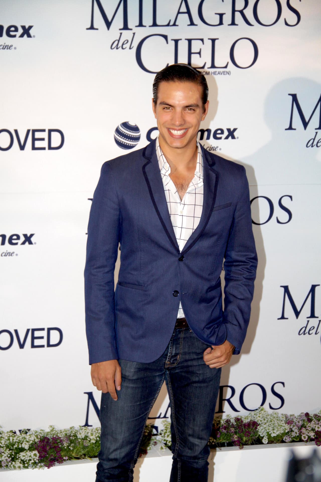 Vadhir Derbez sigue los pasos de su padre