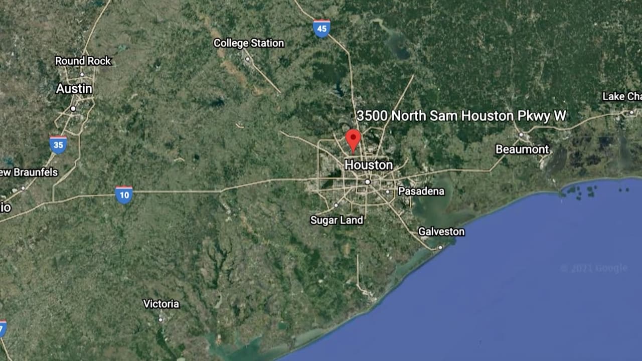 Los hechos ocurrieron en la cuadra 3500 de North Sam Houston Parkway West.