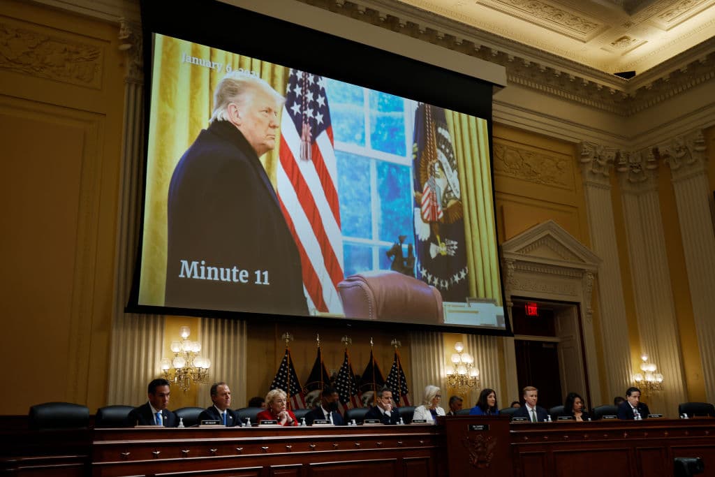 Octava audiencia del asalto al Capitolio: Trump "no hizo nada" mientras se desataba la violencia