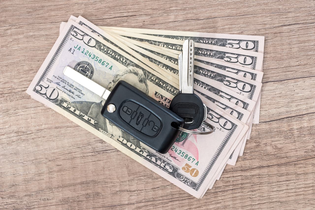 Los consejos a continuación te pueden ayudar a tener éxito a la hora rentar un carro y de paso ahorrarte un buen dinero.