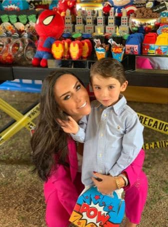 A la felicitación con motivo del cumpleaños del pequeño Bosco se sumaron amigos y compañeros del medio artístico.