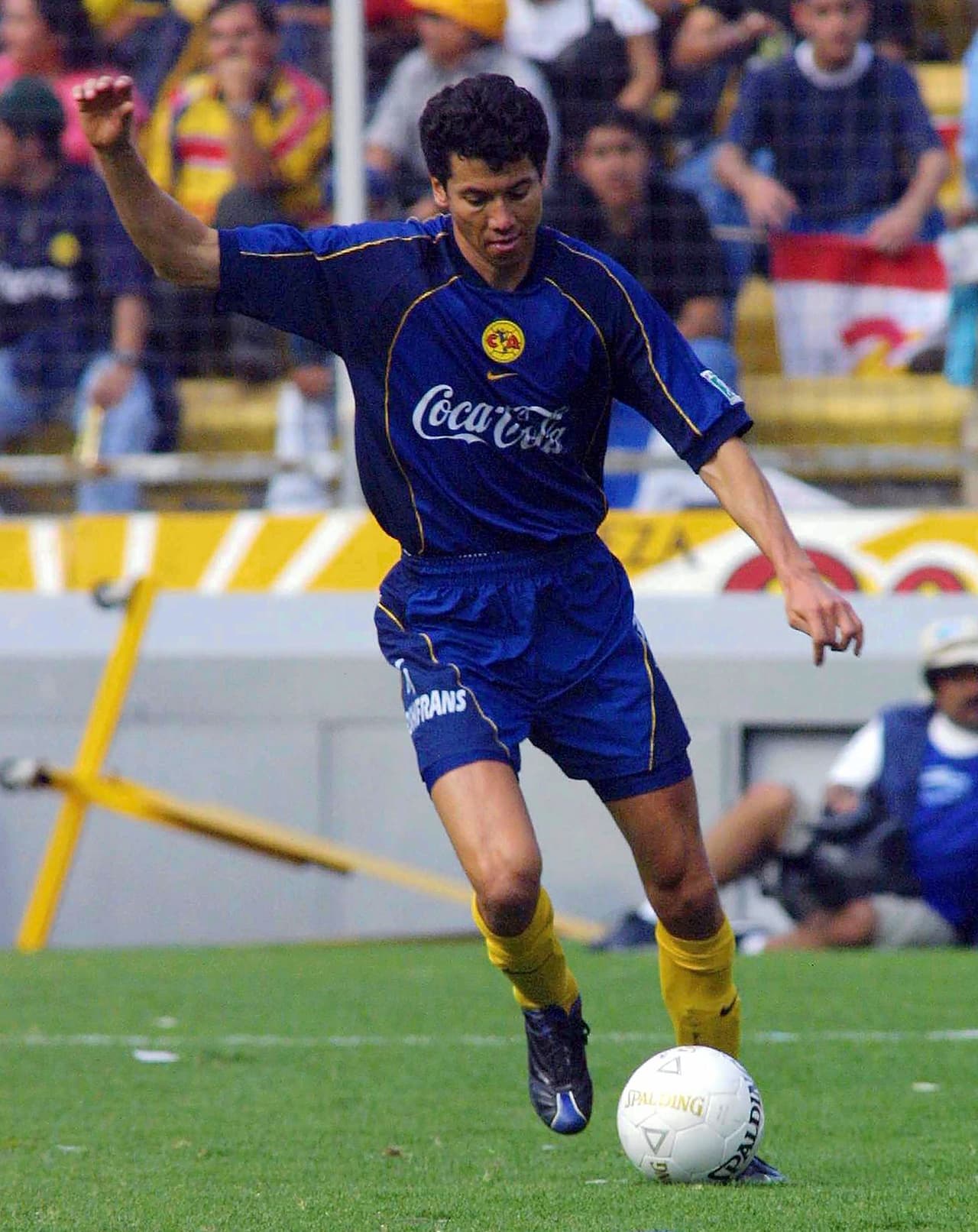 Alberto Macías en América.