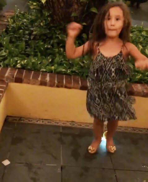 Además, la actriz mostró un clip donde se puede ver que Angélica Masiel heredó su talento para el baile.