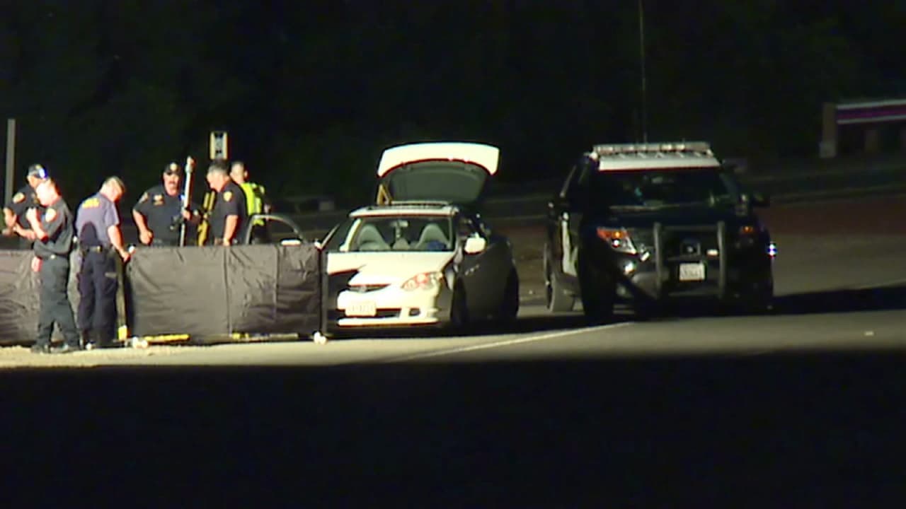 Un tiroteo entre dos autos sobre la autopista 70 dejó un hombre muerto y otro herido.