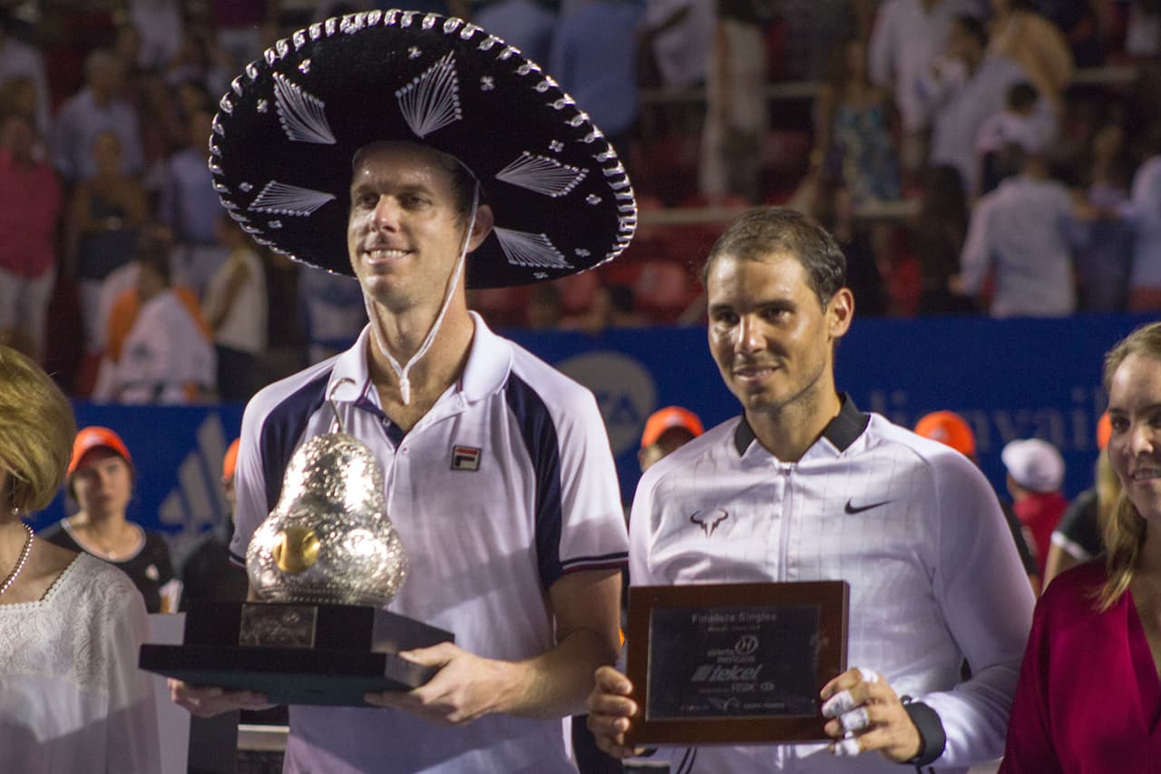 Campeón y subcampeón ilustran el "cambio de poderes" en Acapulco.