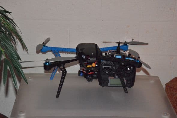 Un objeto muy curioso llega al programa, se trata de un 'dron', que de manera simple, se trata de un robot volador.