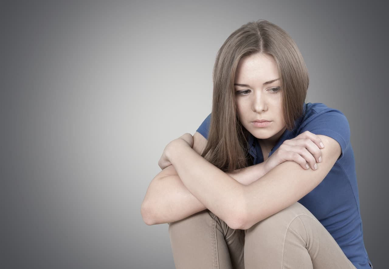 La autoestima, el amor hacia uno mismo, suele verse dañado al atravesar estrés o conocer gente desagradable que no busca el bienestar de los jóvenes.