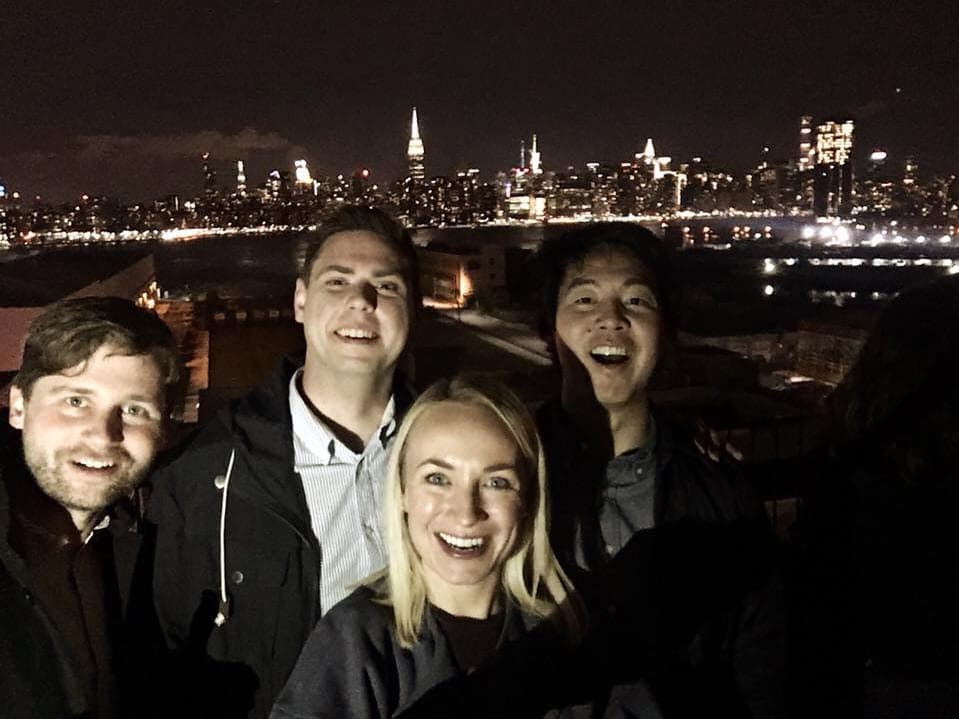 Linn Wiik es el nombre de la famosa periodista, quien pidió disculpas y tuvo que revelar en ese momento que estaba embarazada.